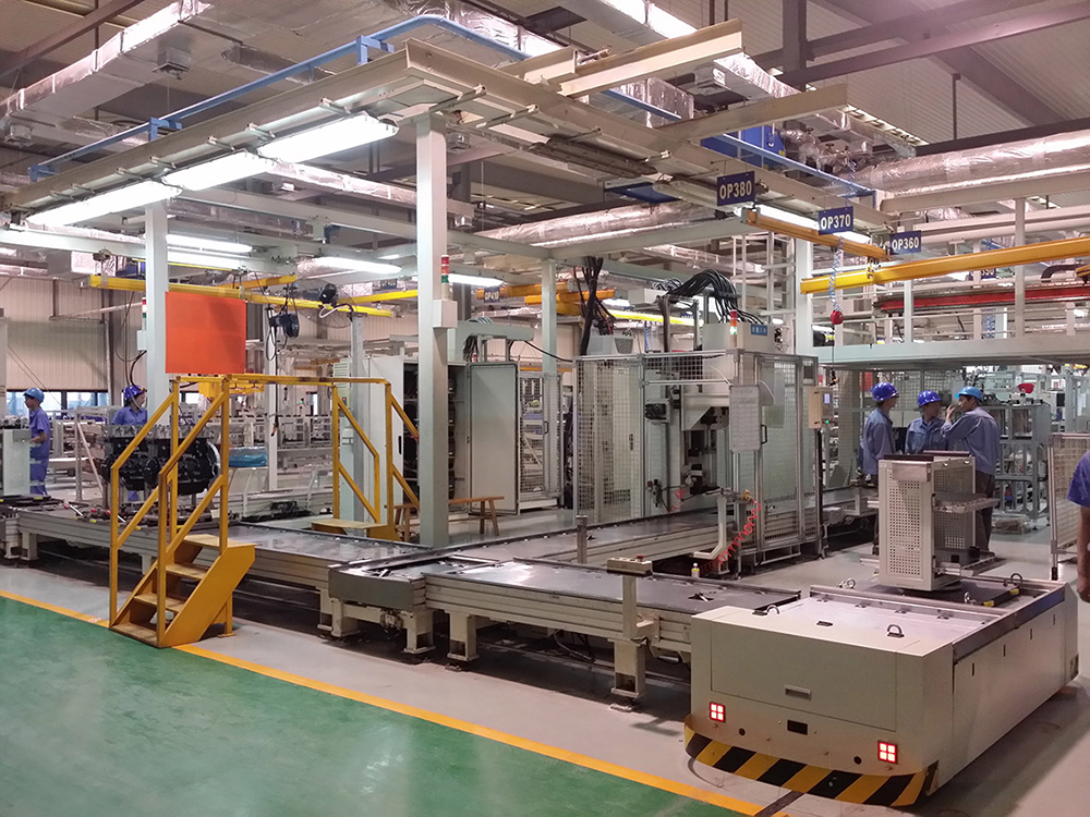 發(fā)動機裝配線